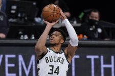 Giannis Antetokounmpo hungers for NBA title with Bucks on the brink.jpg